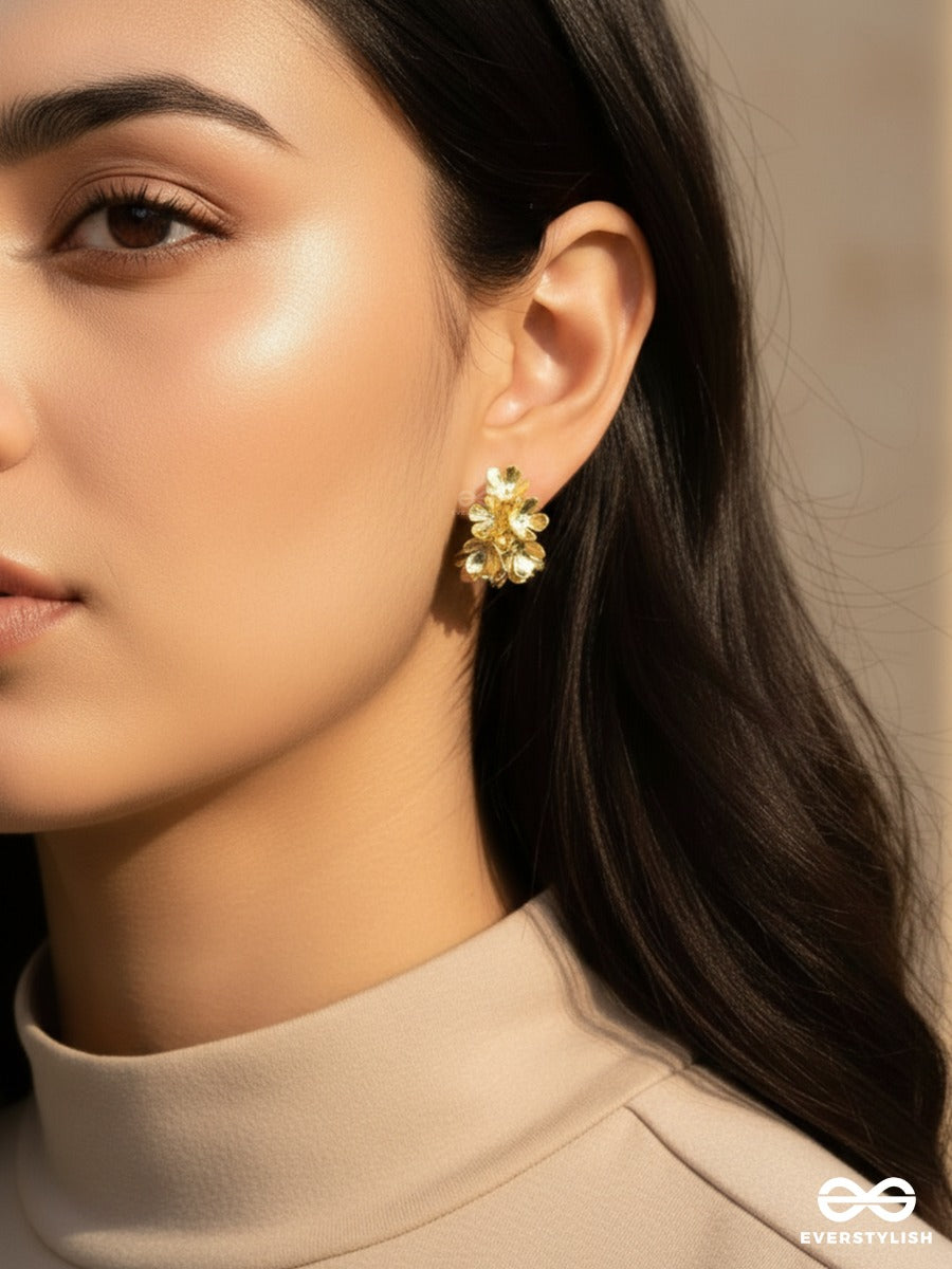 Petal Burst - Golden Cluster Studs