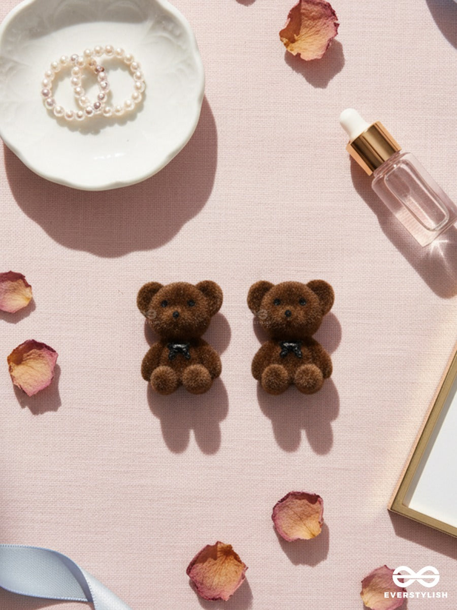 Snuggle Bear - Cute Stud Earrings