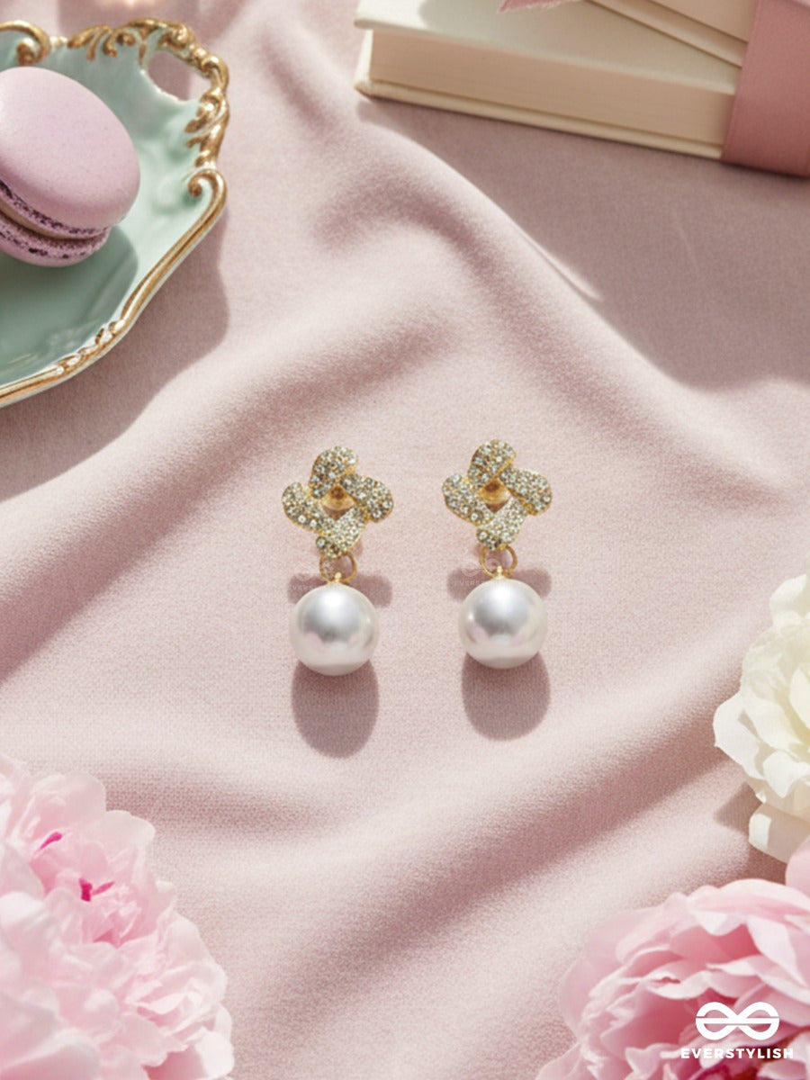 Quatre Shimmer - Pearl Drop Earrings