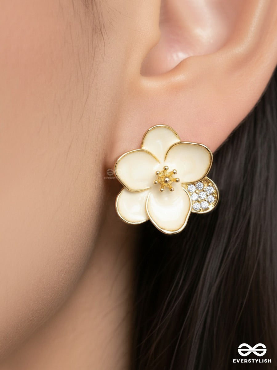 Chantilly Flora - Sparkle Stud Earrings