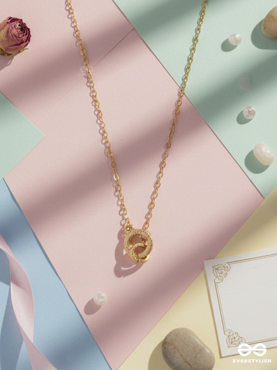 Soul Knot - Delicate Link Necklace