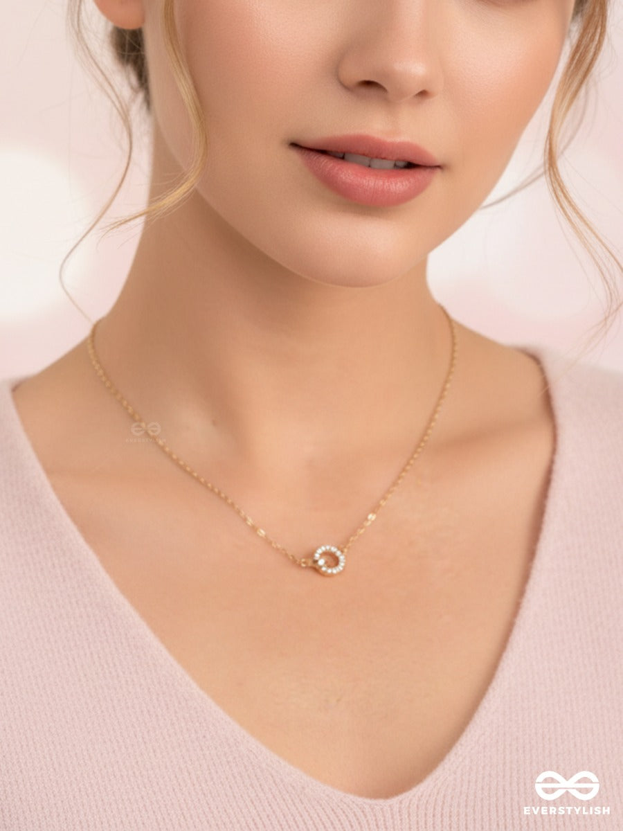Soul Knot - Delicate Link Necklace