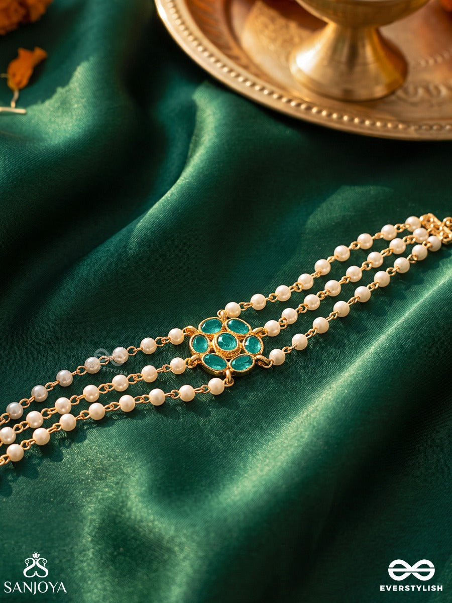 Marakatika - Ornament In Harmony - Three-Row Pearl Choker With Green Gem Centre Accent