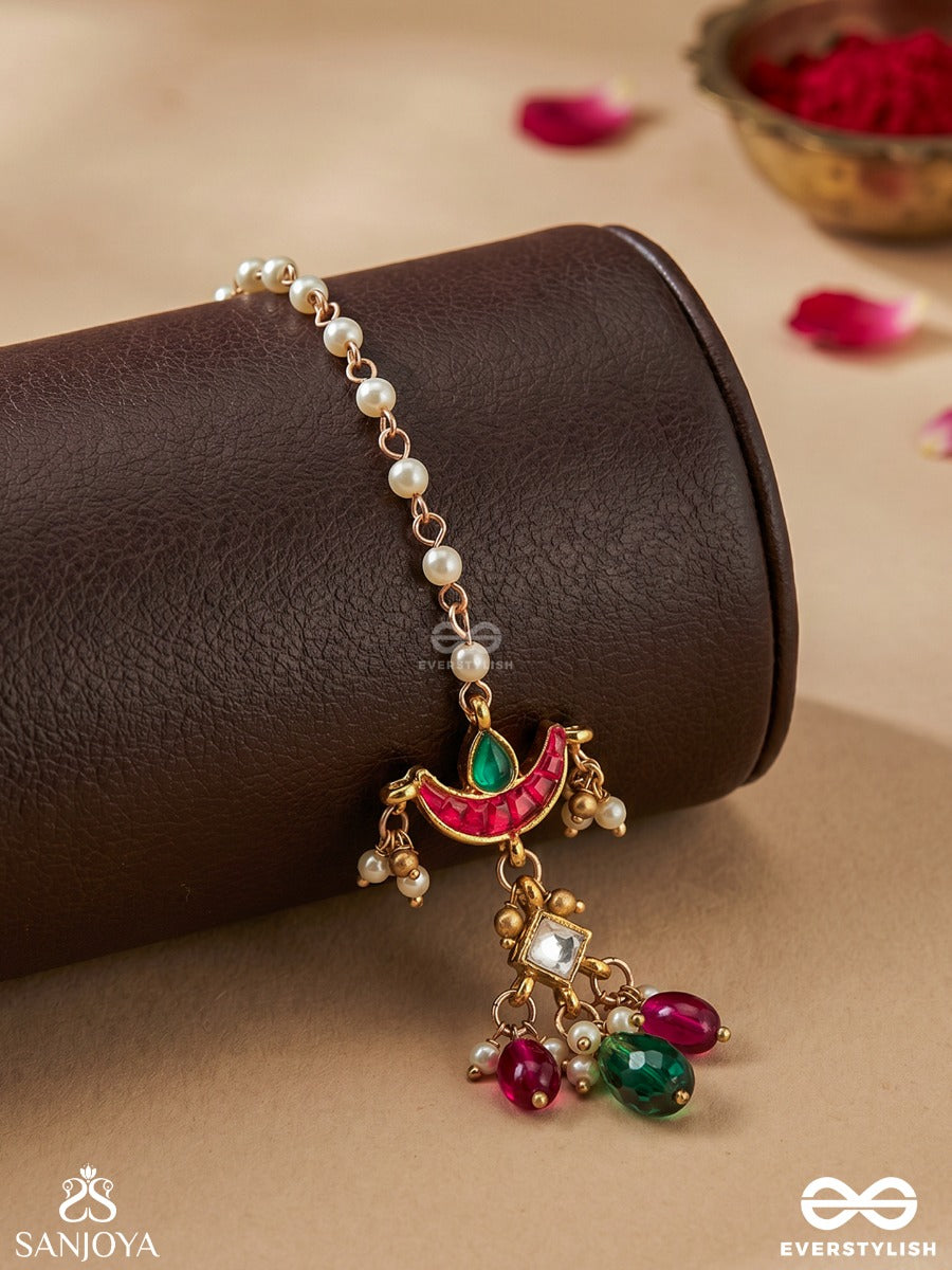 Yashasvini - Glorious Beauty - Traditional Arc Maangtika With Colourful Gem Accents