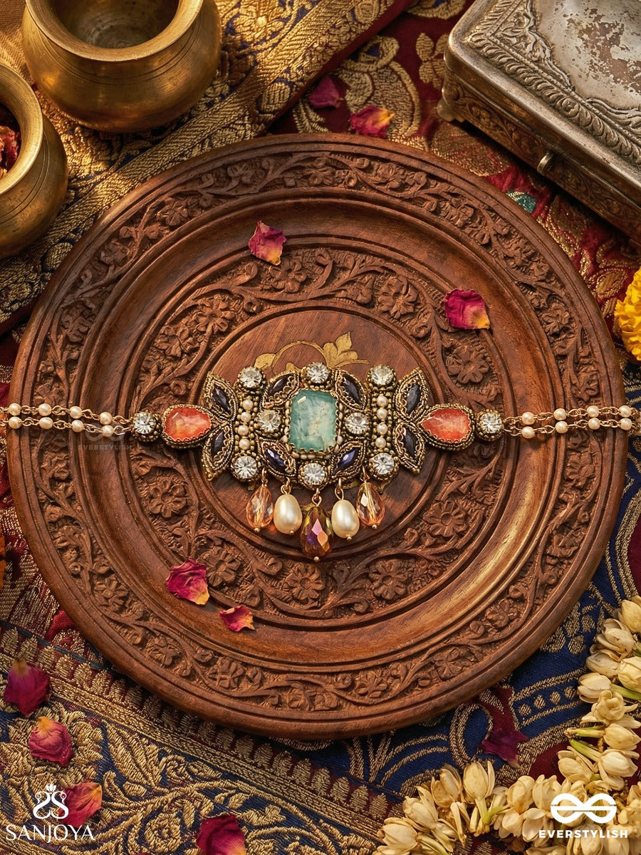 Chitraratna - Ornate Jewel - Ornate Necklace With Gem Medallion And Delicate Drop Accents