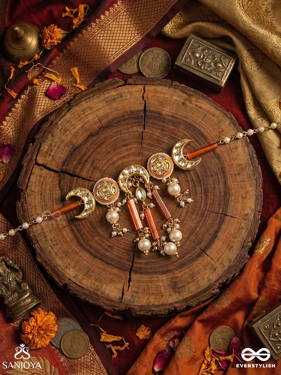 Tarachandri - Starry Moon - Decorative Necklace With Crescent Elements And Gem Danglers