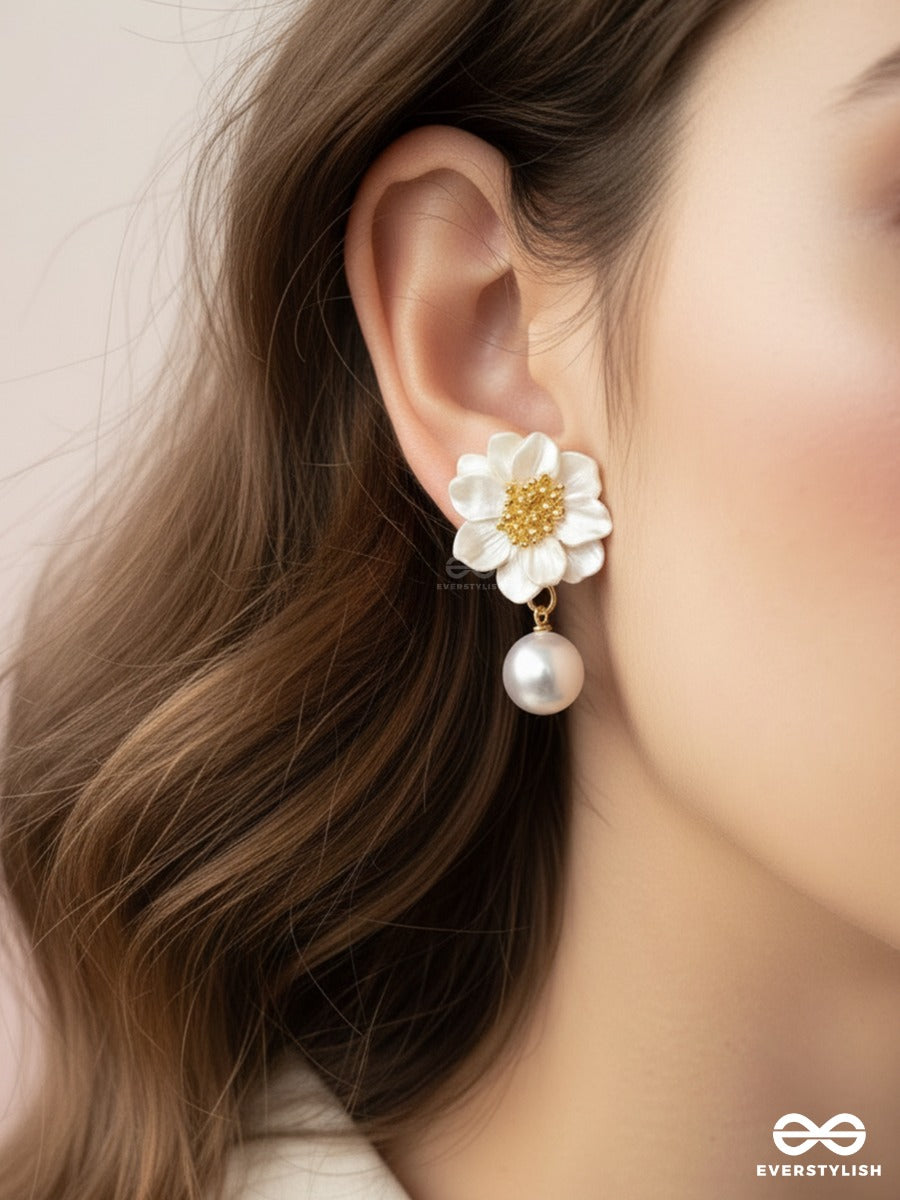 Daisy Veil - Floral Pearl Drop Earrings