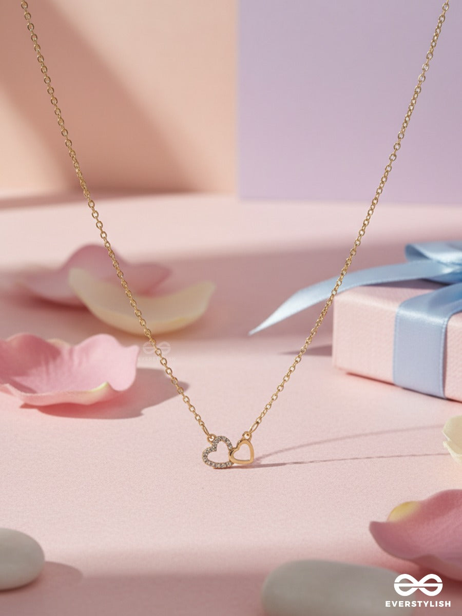 Heart Union - Connected Pendant Necklace