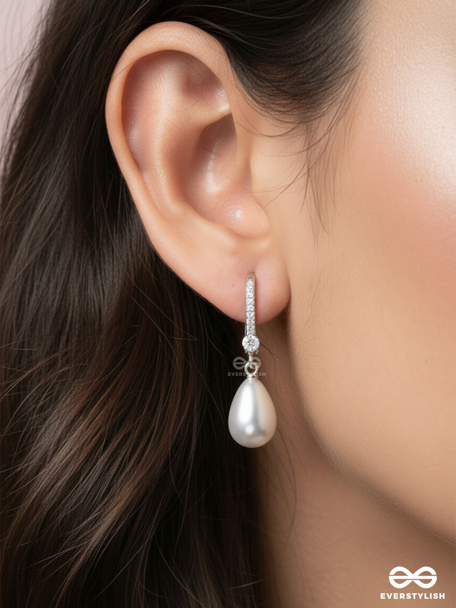 Solene Drip - Elegant Pearl Drop Earrings