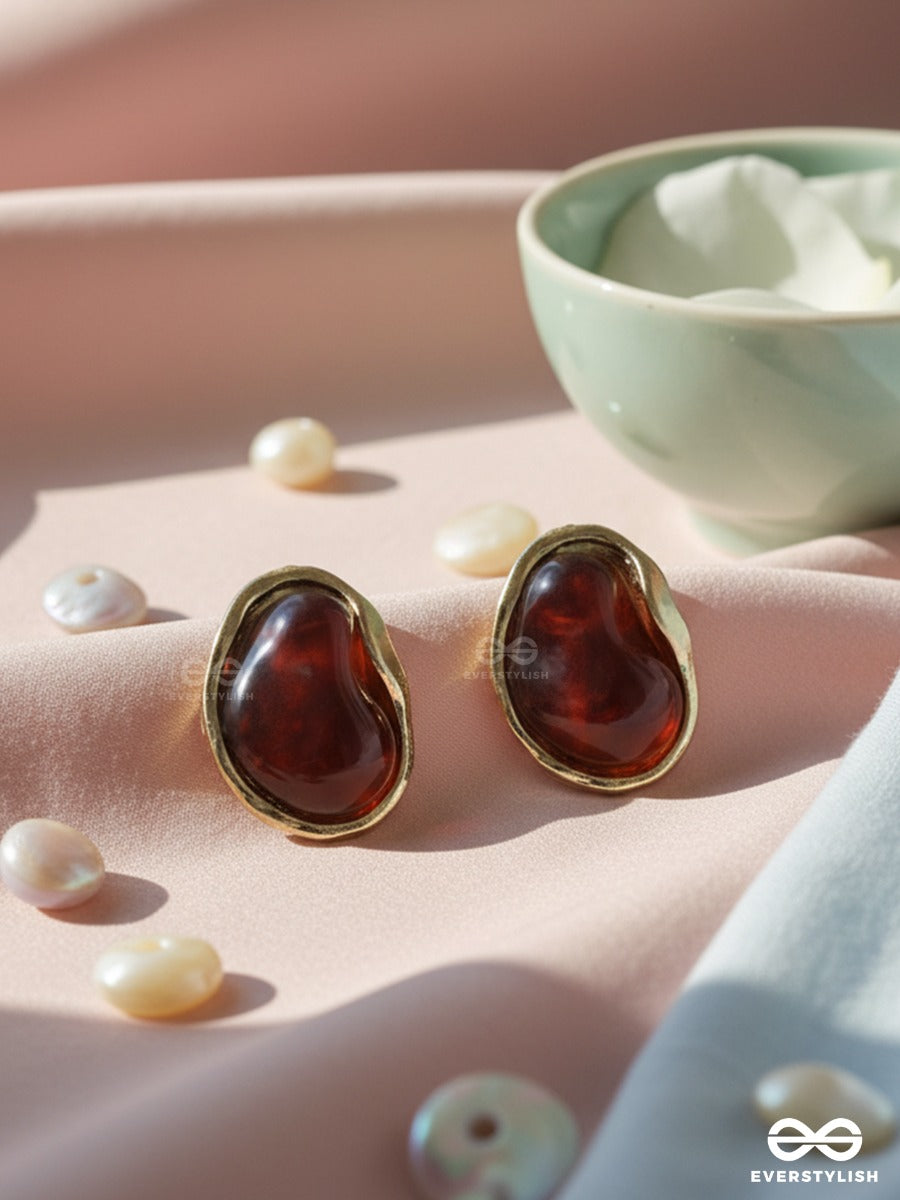 Sienna Cast - Irregular Stone Stud Earrings