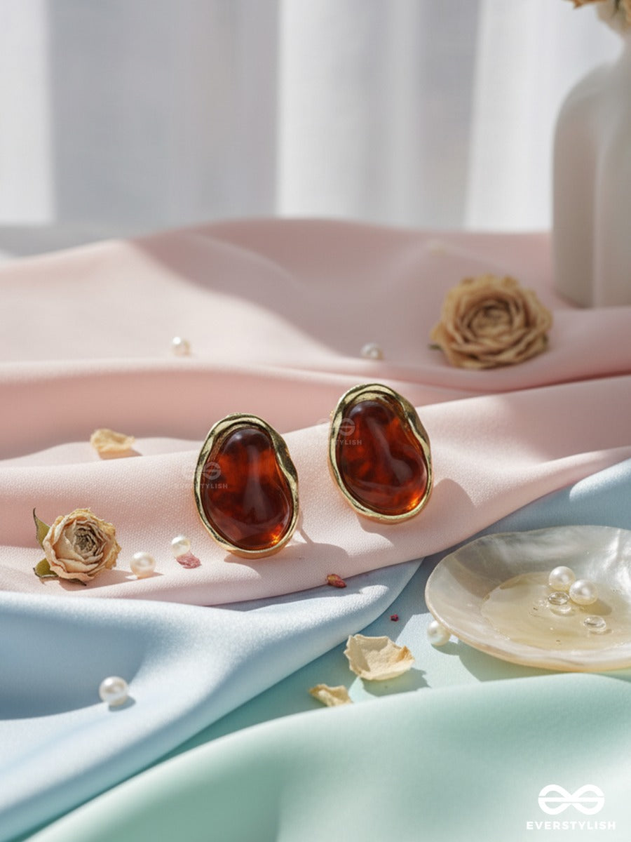 Sienna Cast - Irregular Stone Stud Earrings