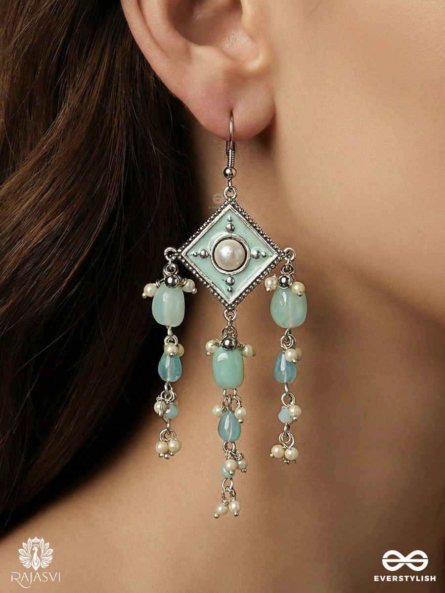 Pankhuri Tinkle - Oxidised Jodhpuri Jhumkas With Diamond Motif And Dangling Drops