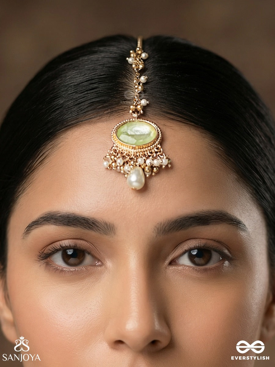 Marakatika - Emerald Glow - Elegant Maangtika With Gem Medallion And Ornate Gold Fringe
