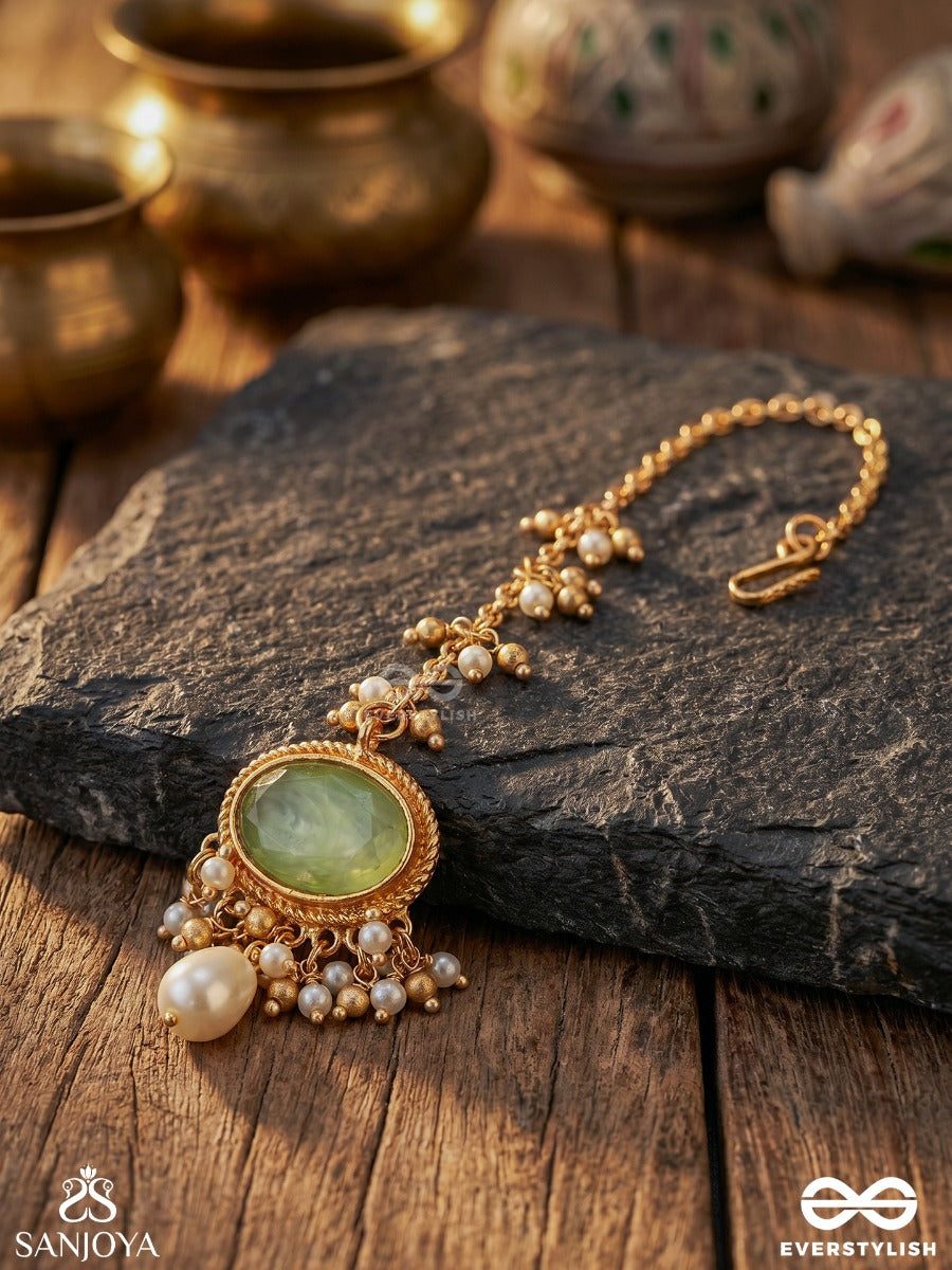 Marakatika - Emerald Glow - Elegant Maangtika With Gem Medallion And Ornate Gold Fringe