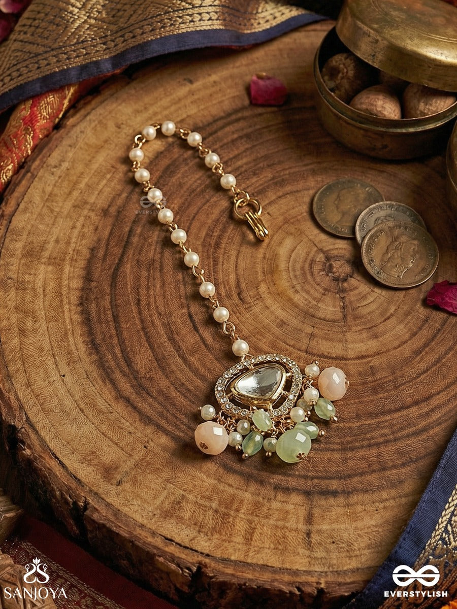 Nirjara - Ever-Flowing - Minimal Maangtika With Subtle Stone Panel And Dangling Detail