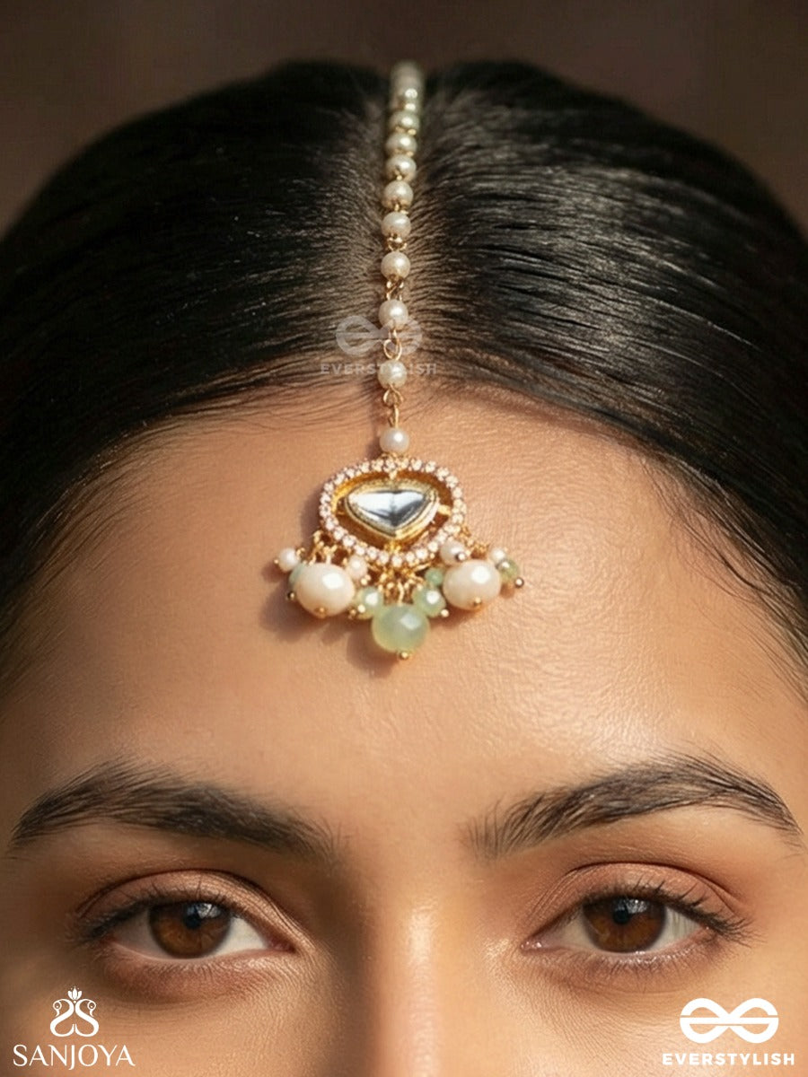 Nirjara - Ever-Flowing - Minimal Maangtika With Subtle Stone Panel And Dangling Detail