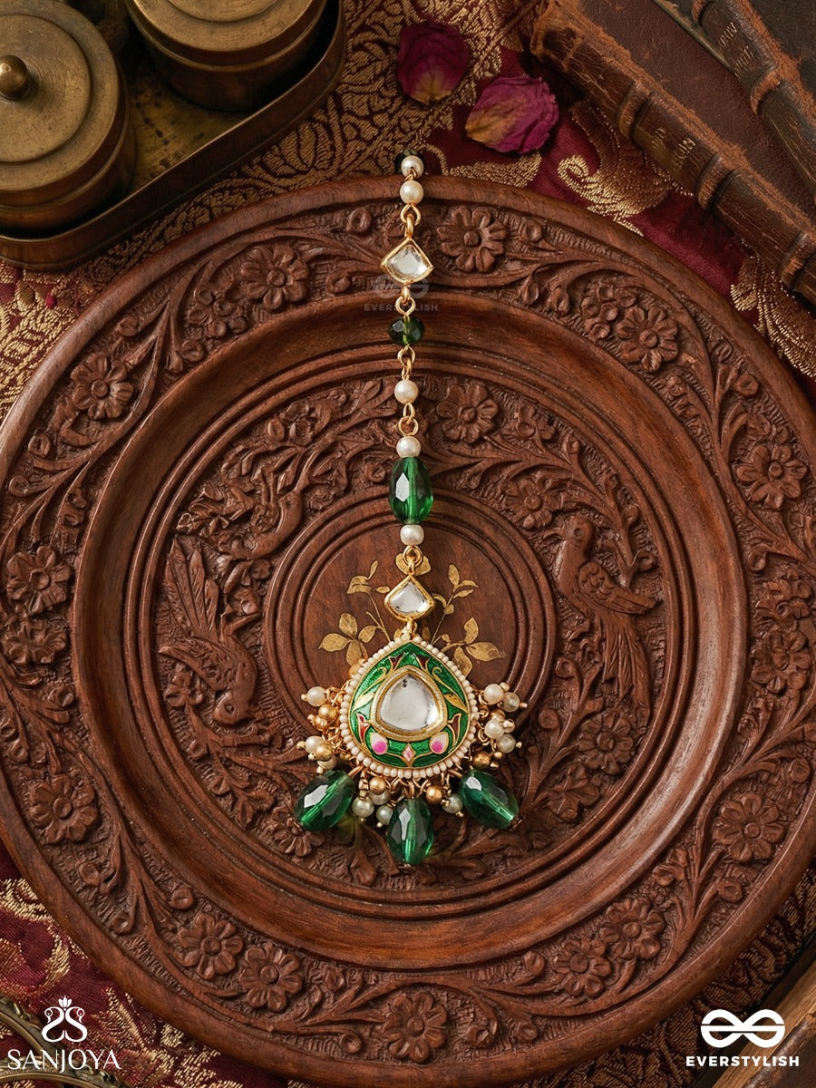 Vasuharini - Treasured Green - Elegant Maangtika With Ornamental Motif And Multi-Drop Details