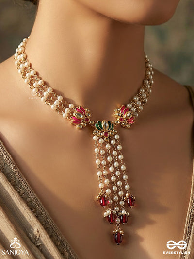Ragamalini – Melodic Flow – Elegant Necklace With Ornamental Centre And Cascading Pearl Chains