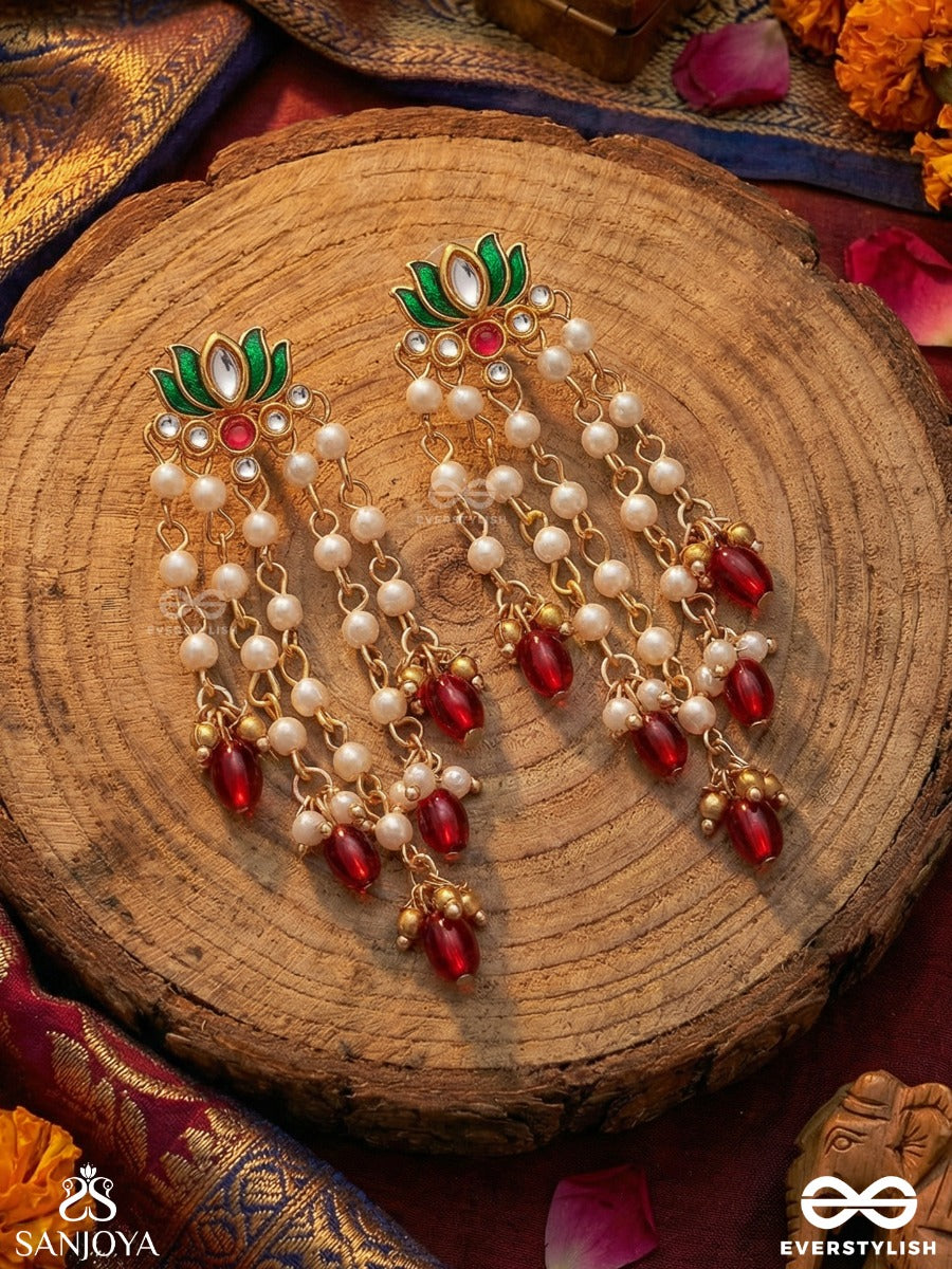 Ragamalini – Melodic Flow – Ornate Earrings With Gemmed Structure And Dangling Elements