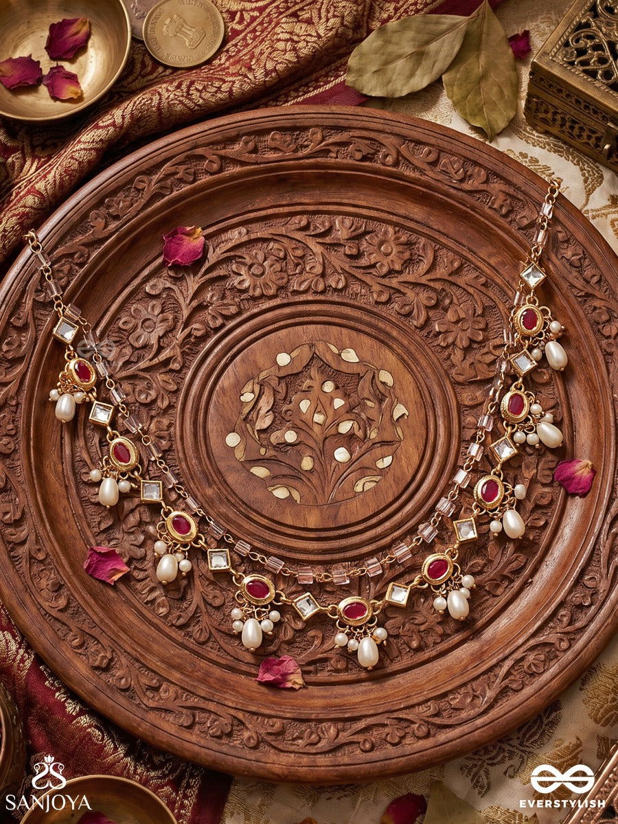 Anveshika - Seeking Beauty - Elegant Necklace With Delicate Links And Soft Drop Accents