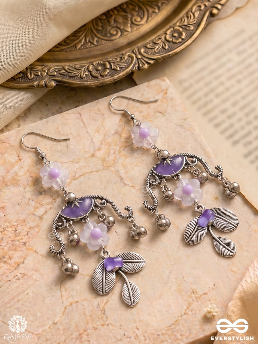 Gul Chandrika - Chandelier Drop Earrings