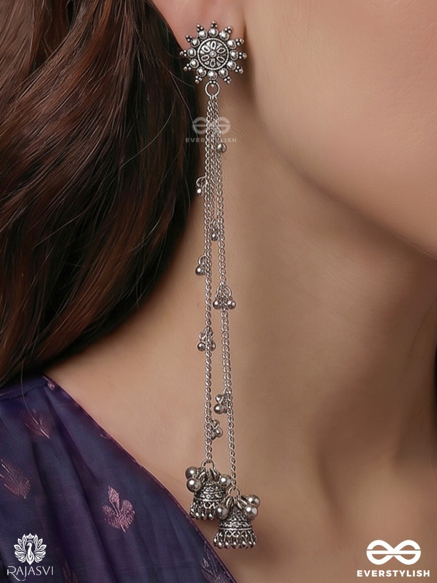 Saaz Guldasta – Long Drop Oxidised Kashmiri Earrings