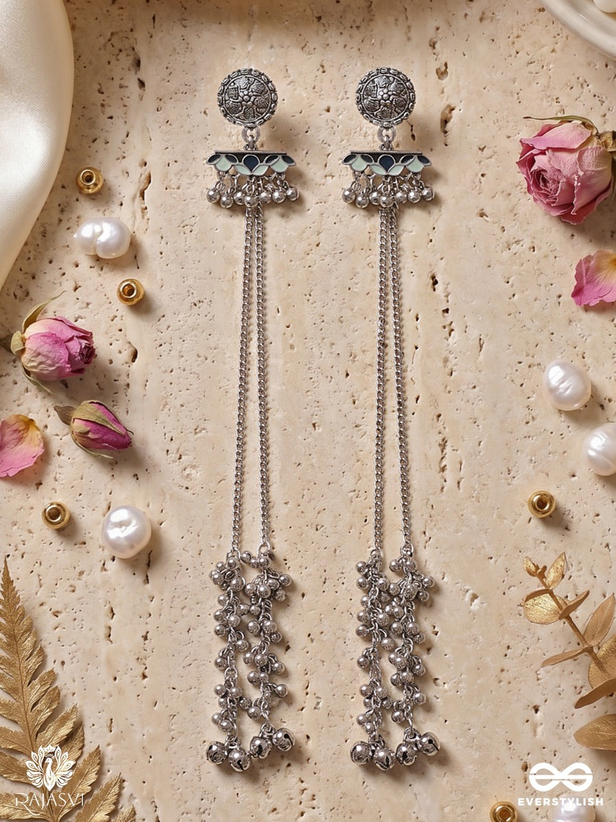 Sitara Jhanak – Stud Chain Hanging Oxidised Kashmiri Earrings