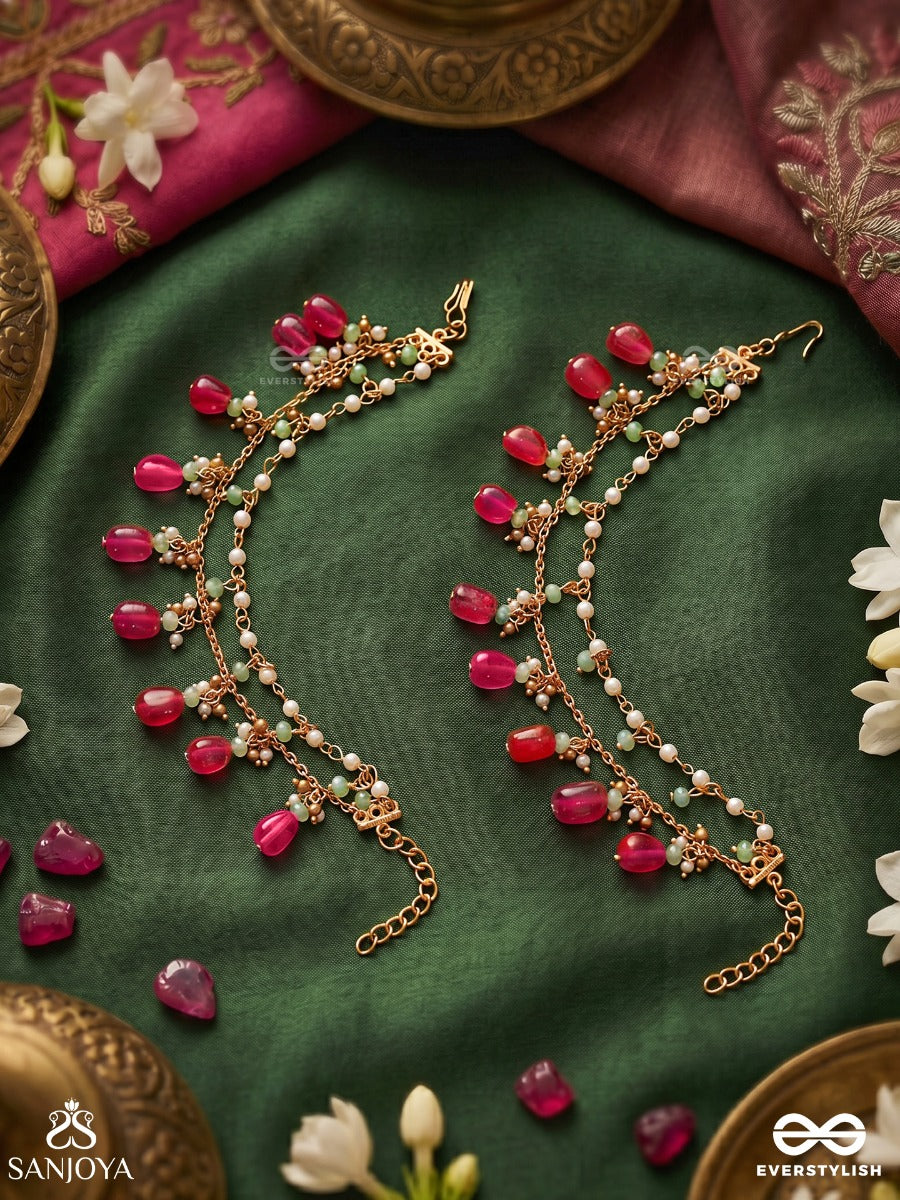 Zarleena – Golden Flow – Delicate Earchain With Layered Chains And Dangling Stone Drops