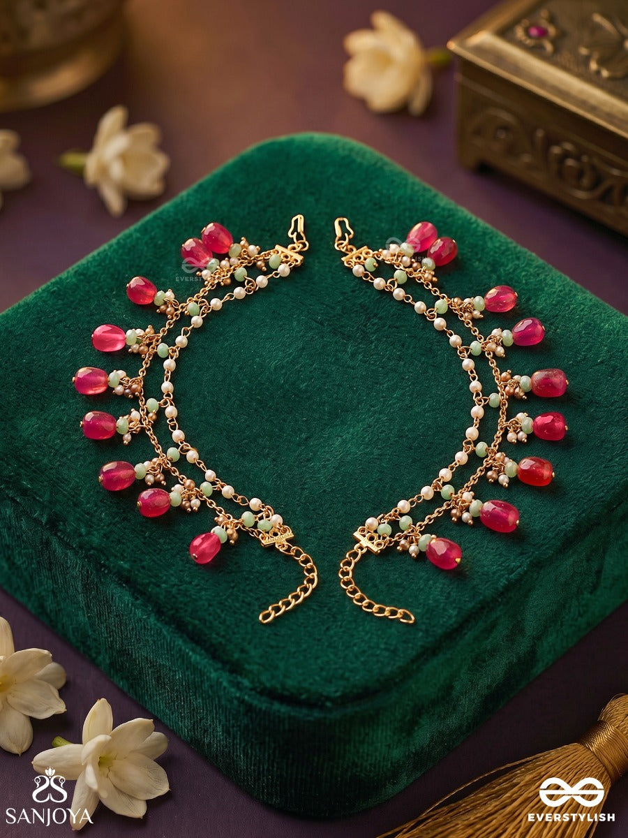 Zarleena – Golden Flow – Delicate Earchain With Layered Chains And Dangling Stone Drops