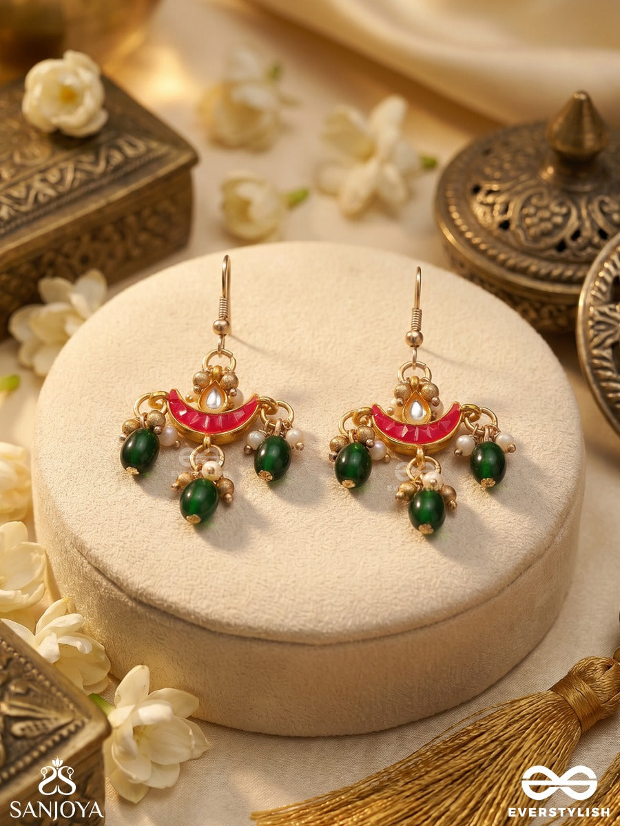 Nishigandha – Fragrance Of The Night – Elegant Earrings With Lunar Curves And Flowing Details