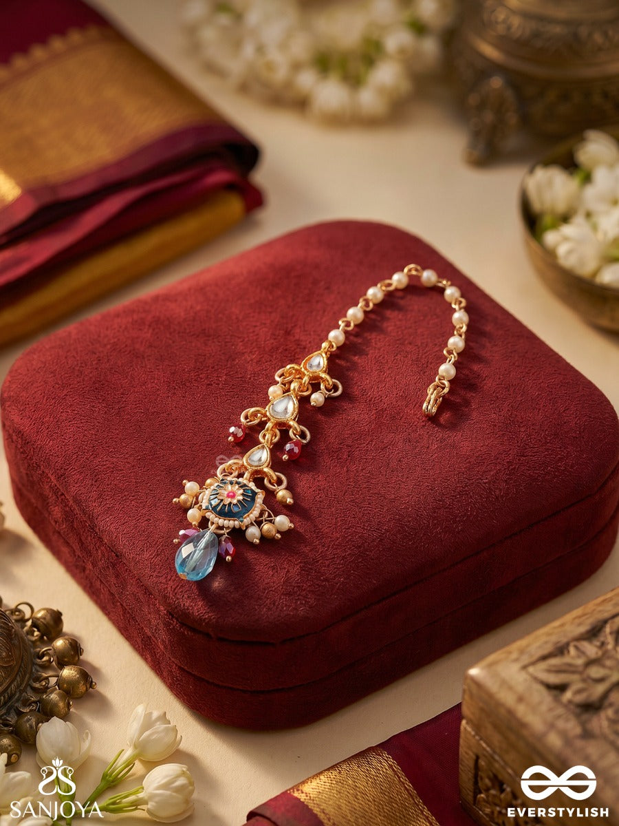 Mehranjali – Offering Of Radiance – Delicate Maangtika With Embellished Motifs, Flowing Details And Dangling Gem Accents