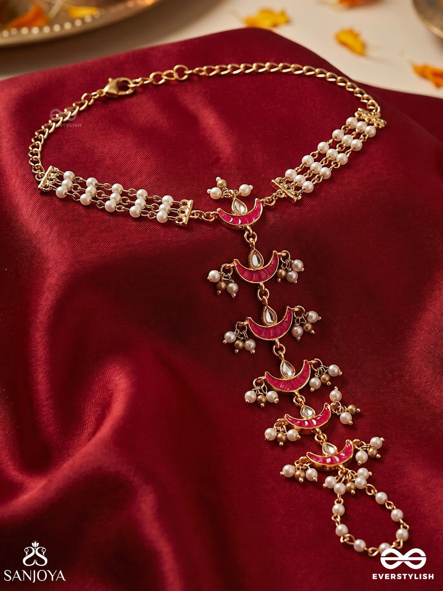 Noorafsha – Scattered Light – Elegant Hathphool With Multi-Layer Pearl Chains And Gem Details (Set Of 2)