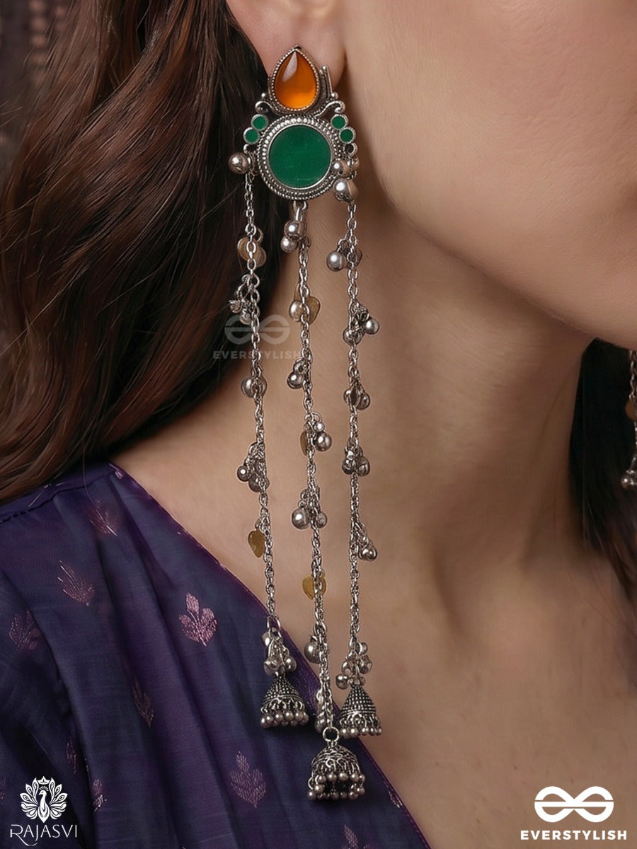 Aftaari Taarjhalar – Oxidised Cascade Long Earrings With Turquoise Stone Details