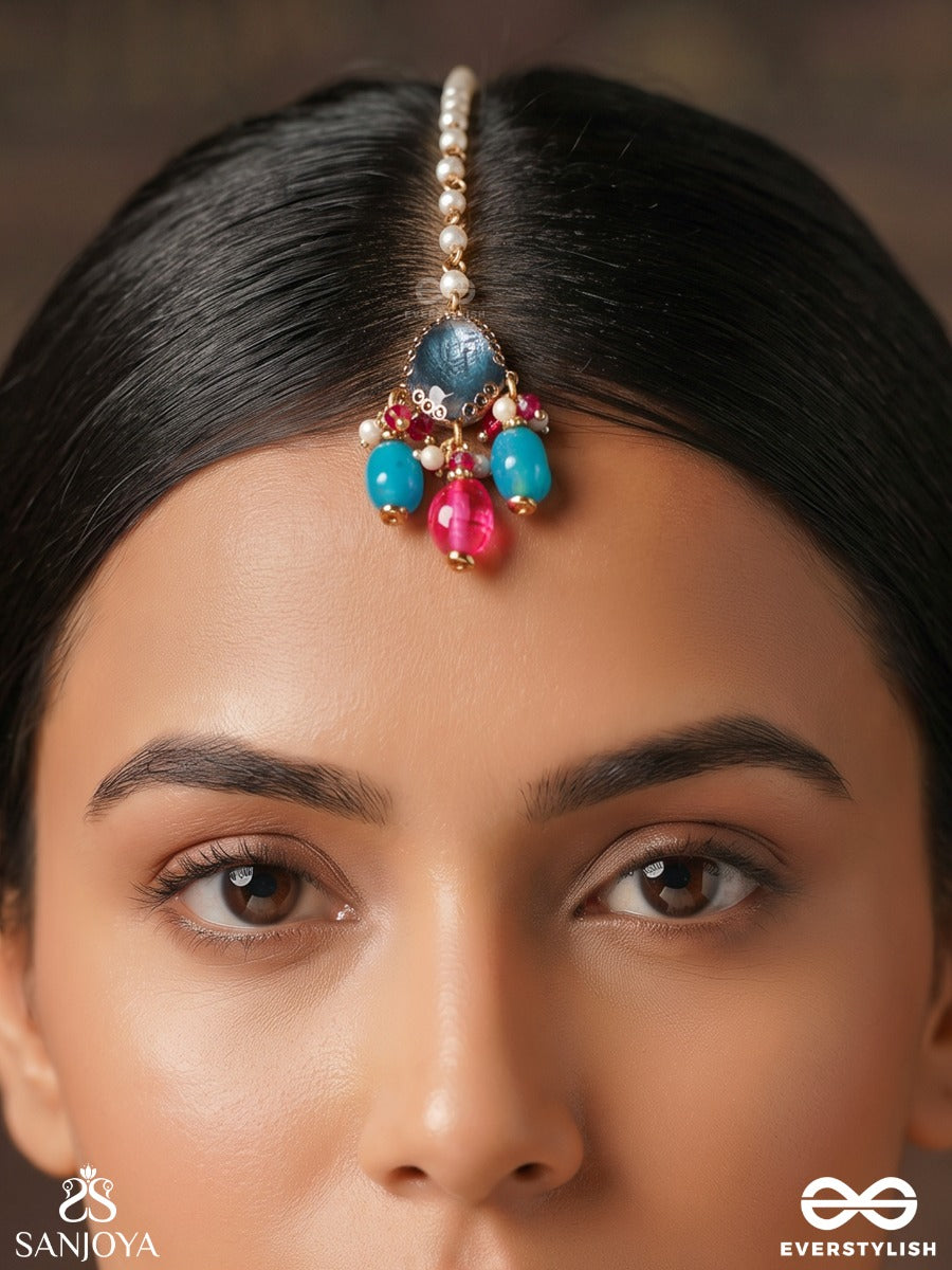 Mahiraftab – Skilled Radiance – Festive Maangtika With Embellished Panels And Multi-Stone Accents