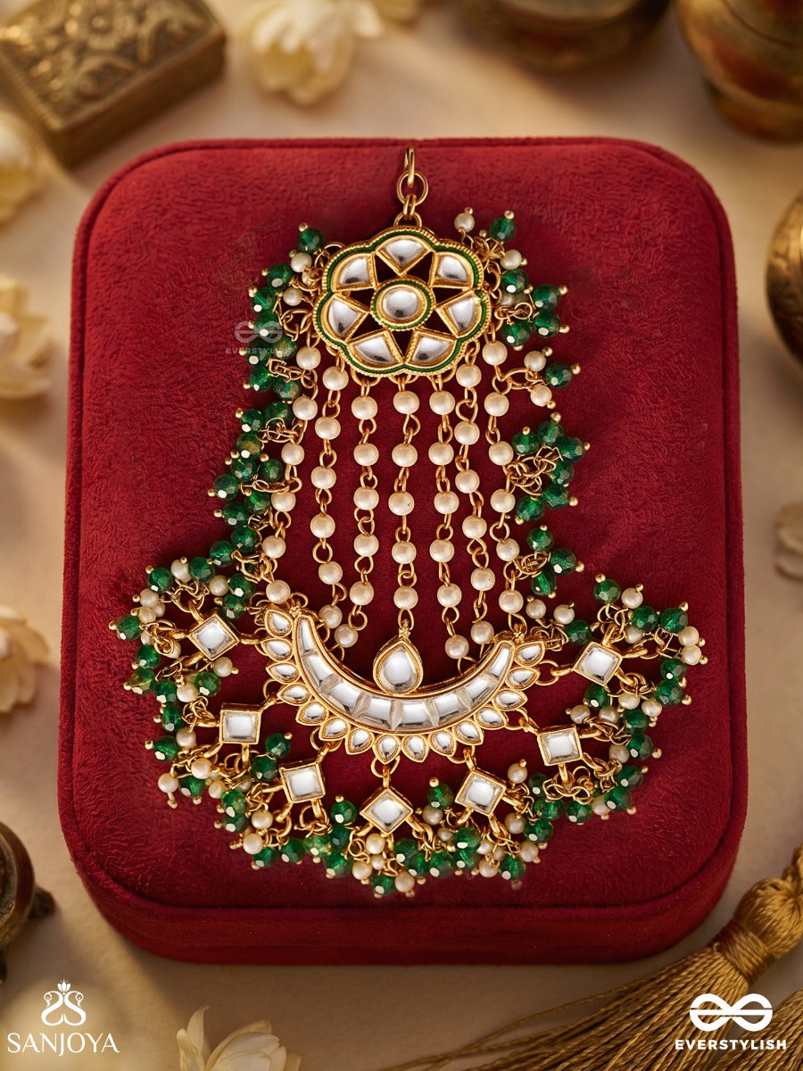 Zarafshaan – Scattered Gold – Statement Passa With Multi-Layer Chains And Dangling Stone Elements