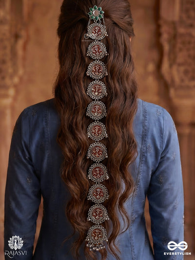 Sindoor Lehar - Oxidised Hair Accessory With Red Stone Motifs And Flowing Chain Design