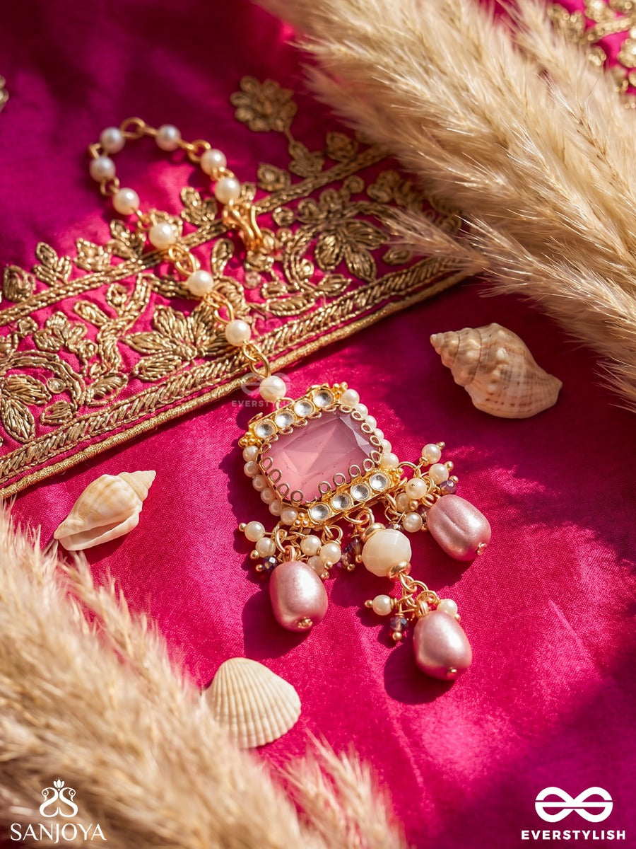 Manorika – Charming Grace – Festive Maangtika With Square Pink Centerpiece, Pearl Border And Deep Mauve Bead Danglers