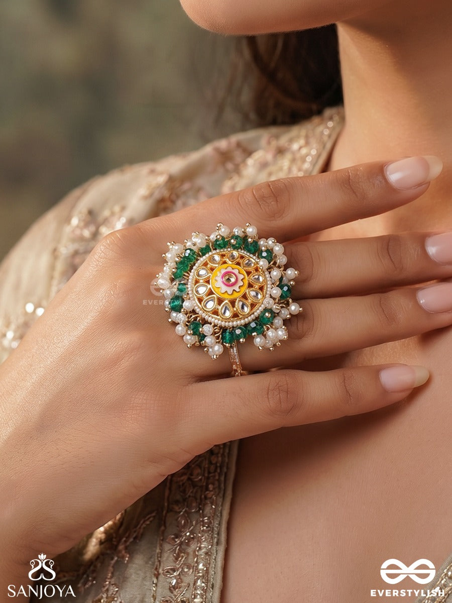 Meenshri – Jewelled Splendour – Festive Ring With Circular Kundan-Style Motif, Emerald-Toned Beads And Delicate Pearl Accents