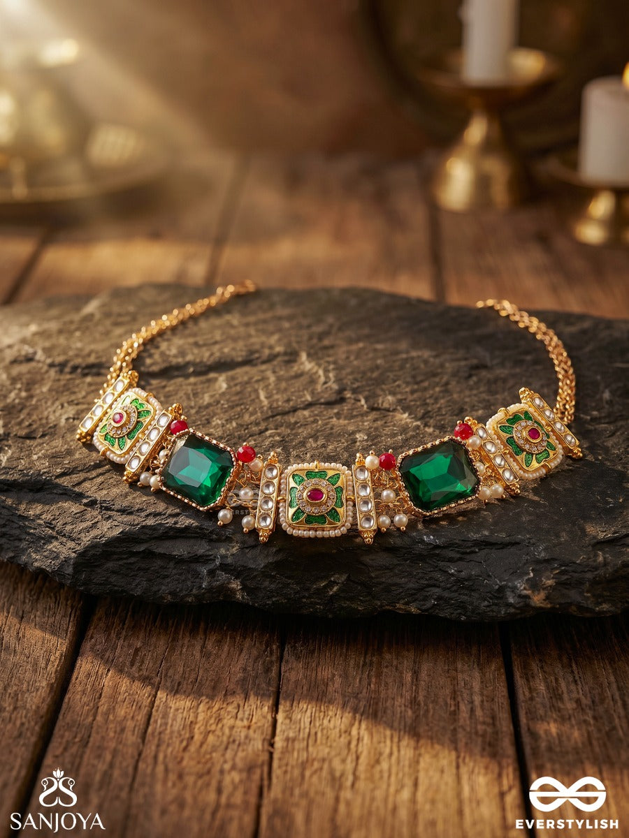 Mehrazia – Radiant Bloom – Traditional Choker With Emerald-Coloured Stones, Handpainted Floral Motifs And Refined Chain Strands