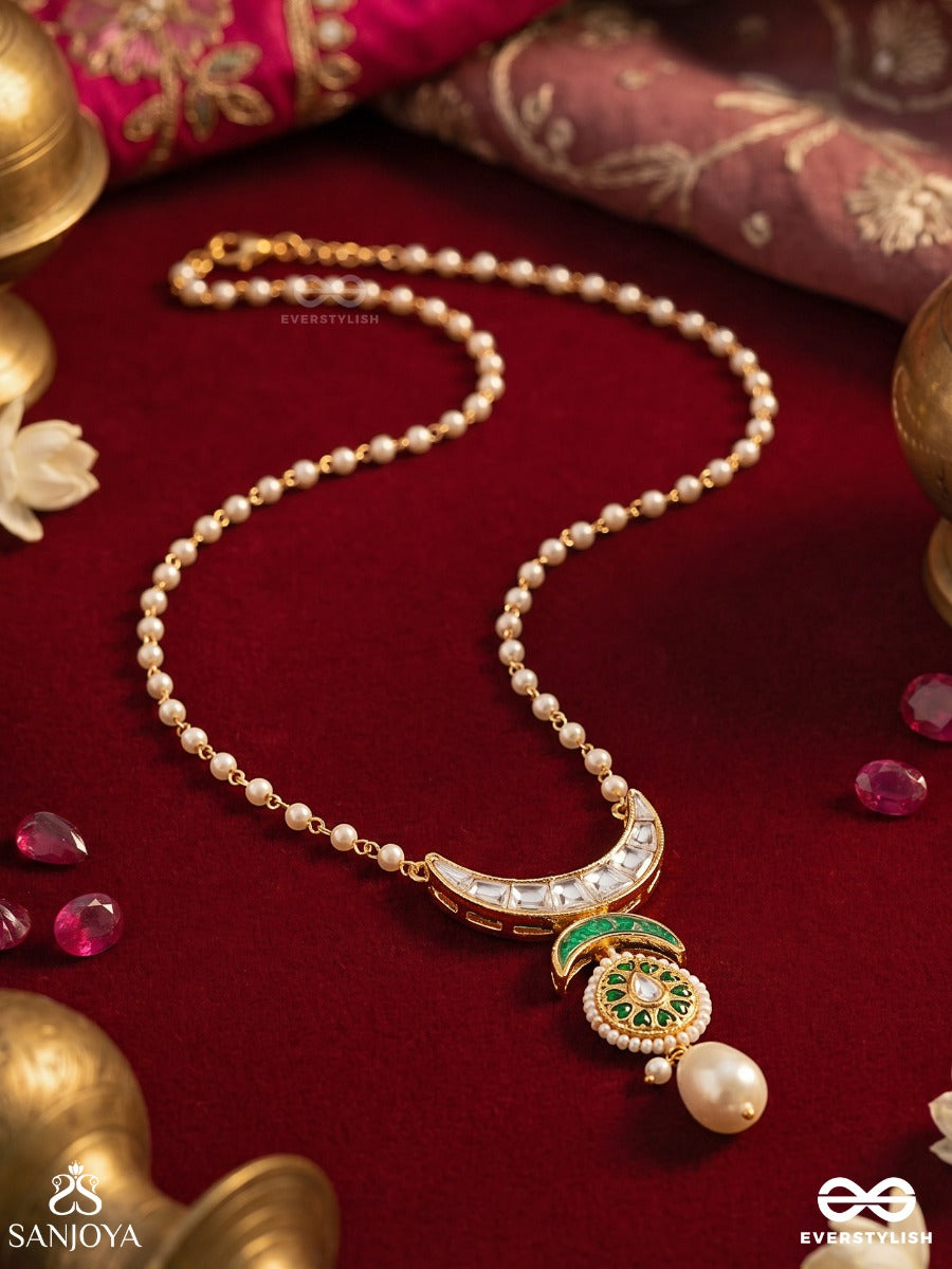 Mandaarini – Gentle Bloom – Delicate Long Necklace With A Floral Green Center Motif, Gold-Tone Detailing And A Single Pearl Drop Accent
