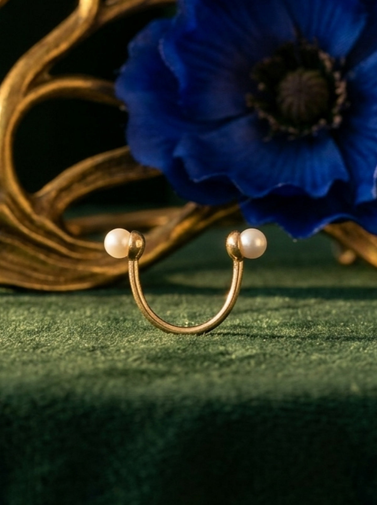 Pearl Peek - Gold-Tone Nose Pin With Tiny Pearl Ends
