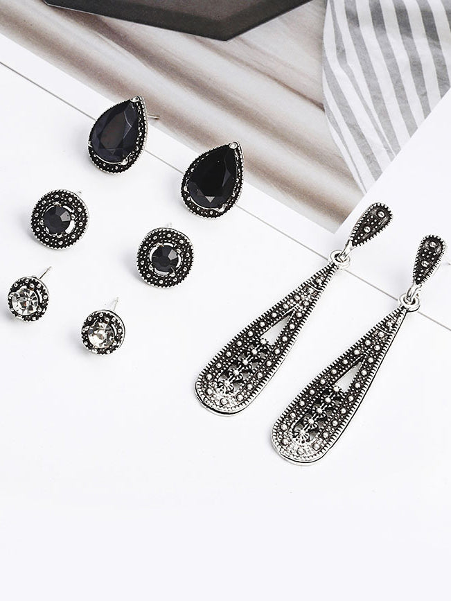 Delightful Dark Set Of 4 Stud Earrings