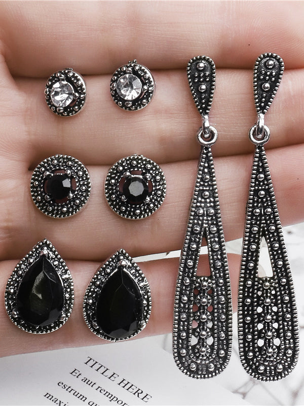 Delightful Dark Set Of 4 Stud Earrings