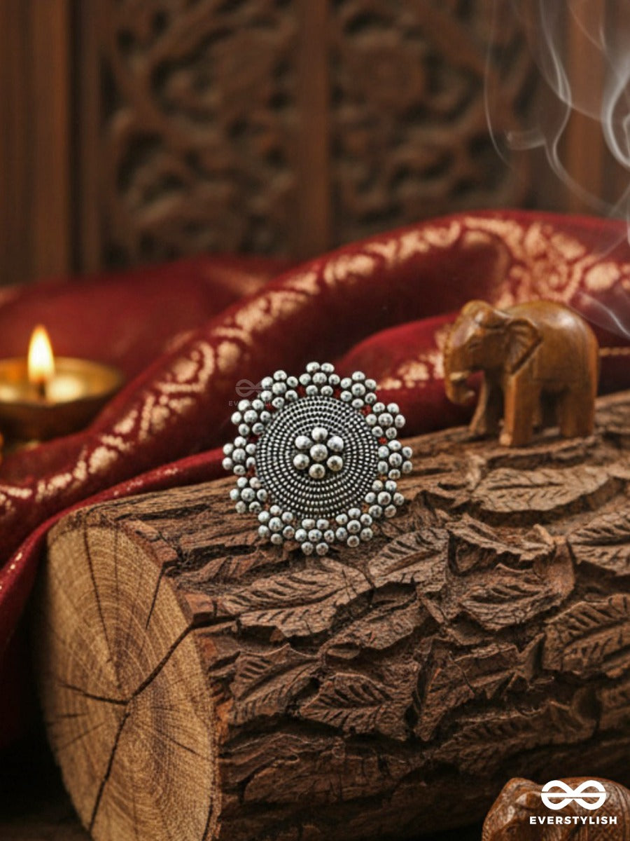 The Floral Artwork - Oxidised Boho Ring