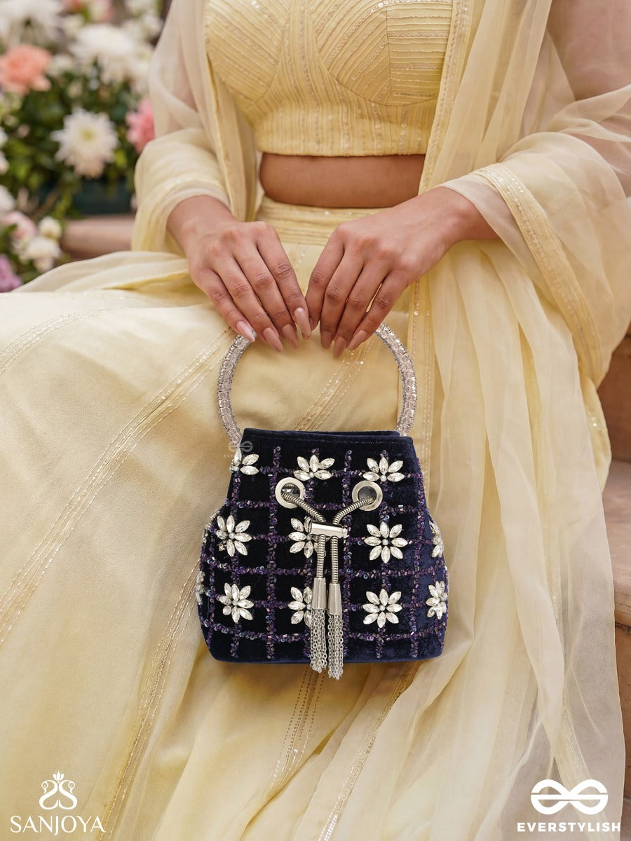 Zarqash – Bucket Intense Navy Velvet Bag With Stone Flower Detailing, Drawstring Fastening And Ornate Handle