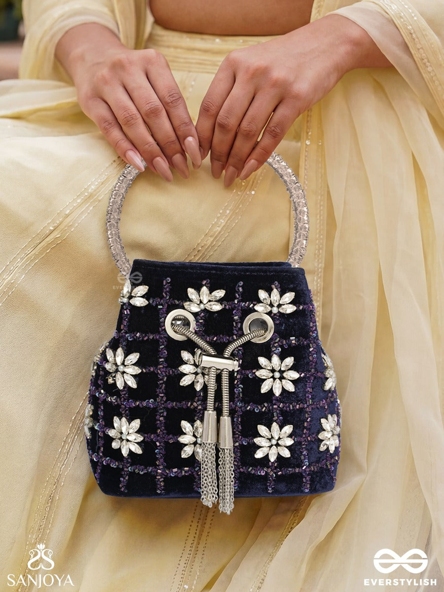 Zarqash – Bucket Intense Navy Velvet Bag With Stone Flower Detailing, Drawstring Fastening And Ornate Handle