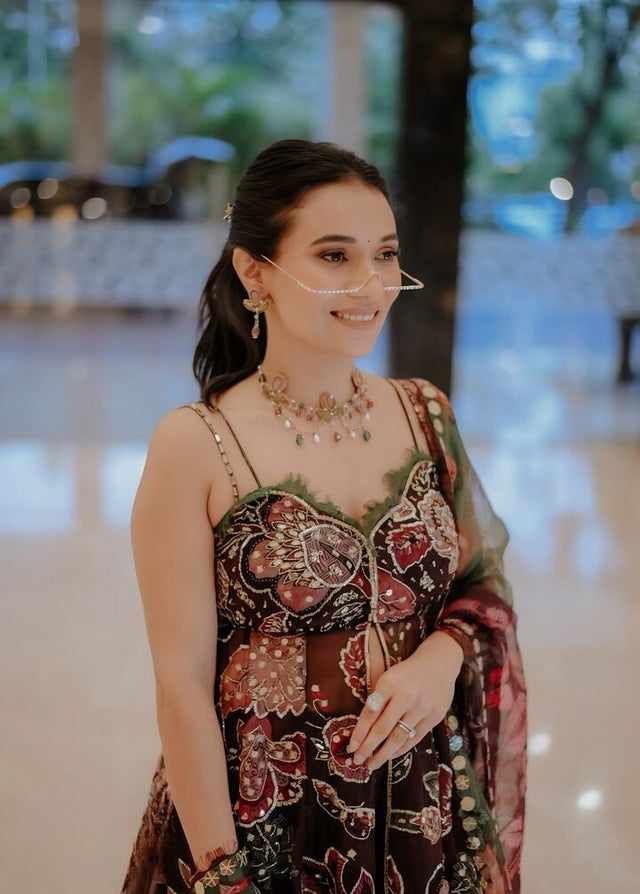 Dr Ibbani Prateek, Sanjoya bride