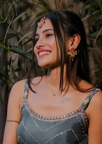 Tushi Shah, Sanjoya bride