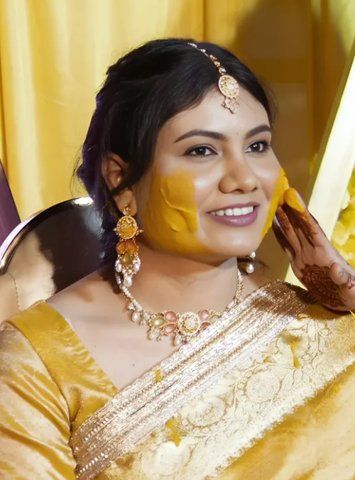 Kirti Pawar, Sanjoya bride